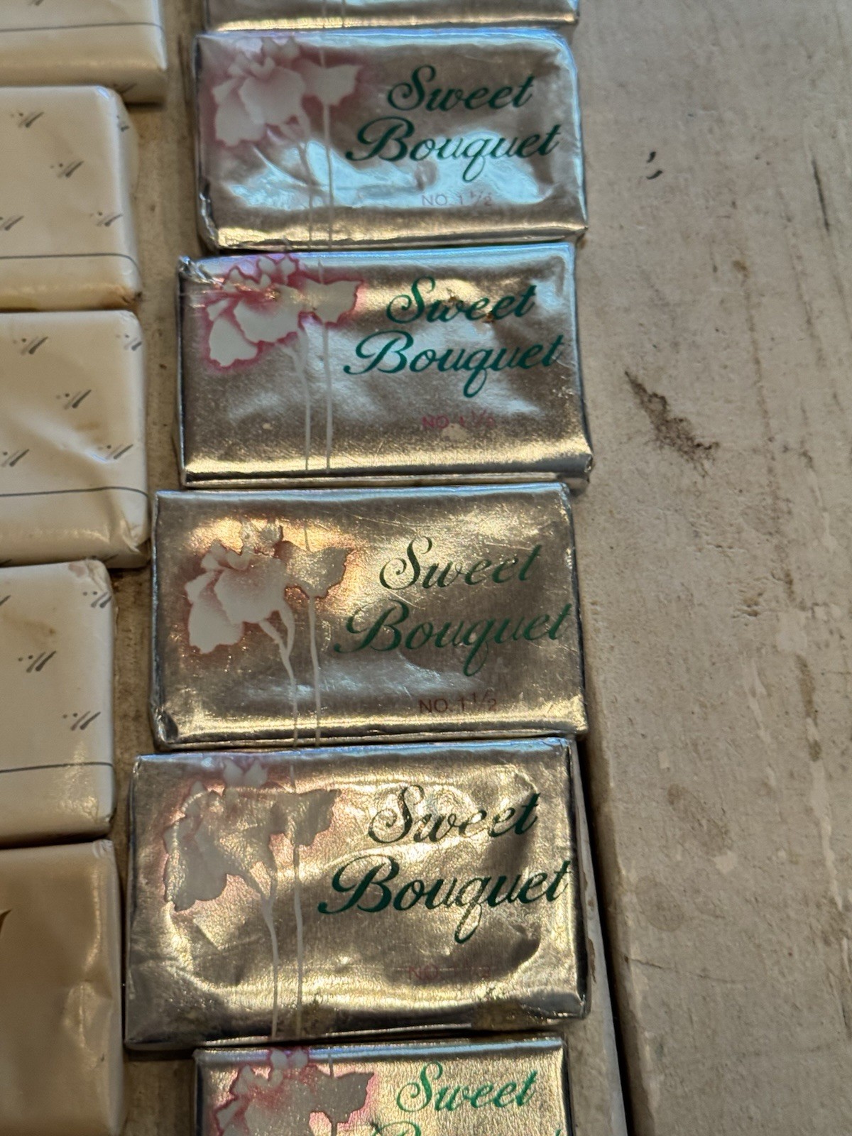 Lot Of 28 Vintage Travel, Size, Soaps, Including Safeguard, And Sweet Bouquet