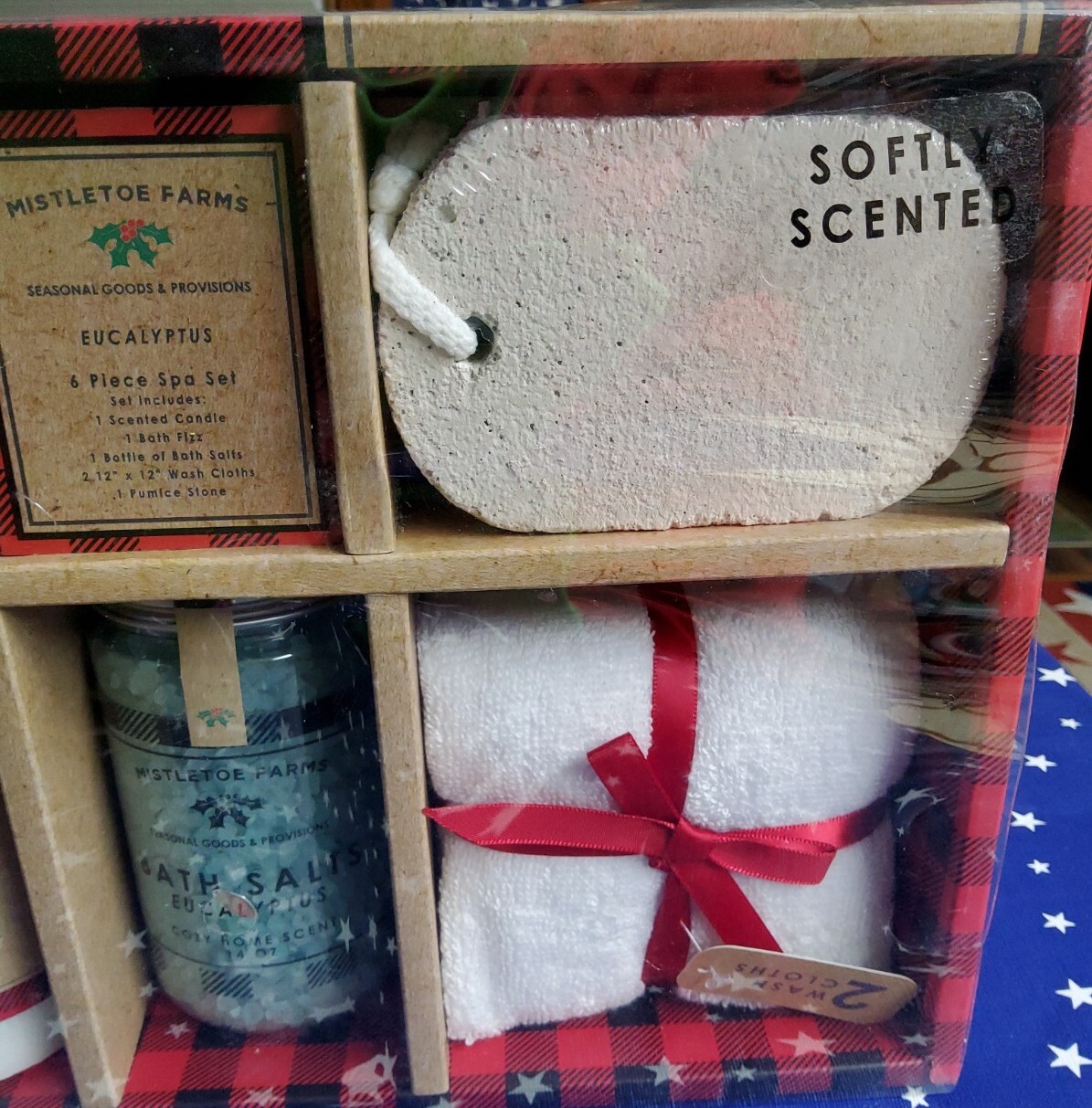 Mistletoe Farms Eucalyptus 6 Piece Holiday Spa Gift Sets for her / him NEW