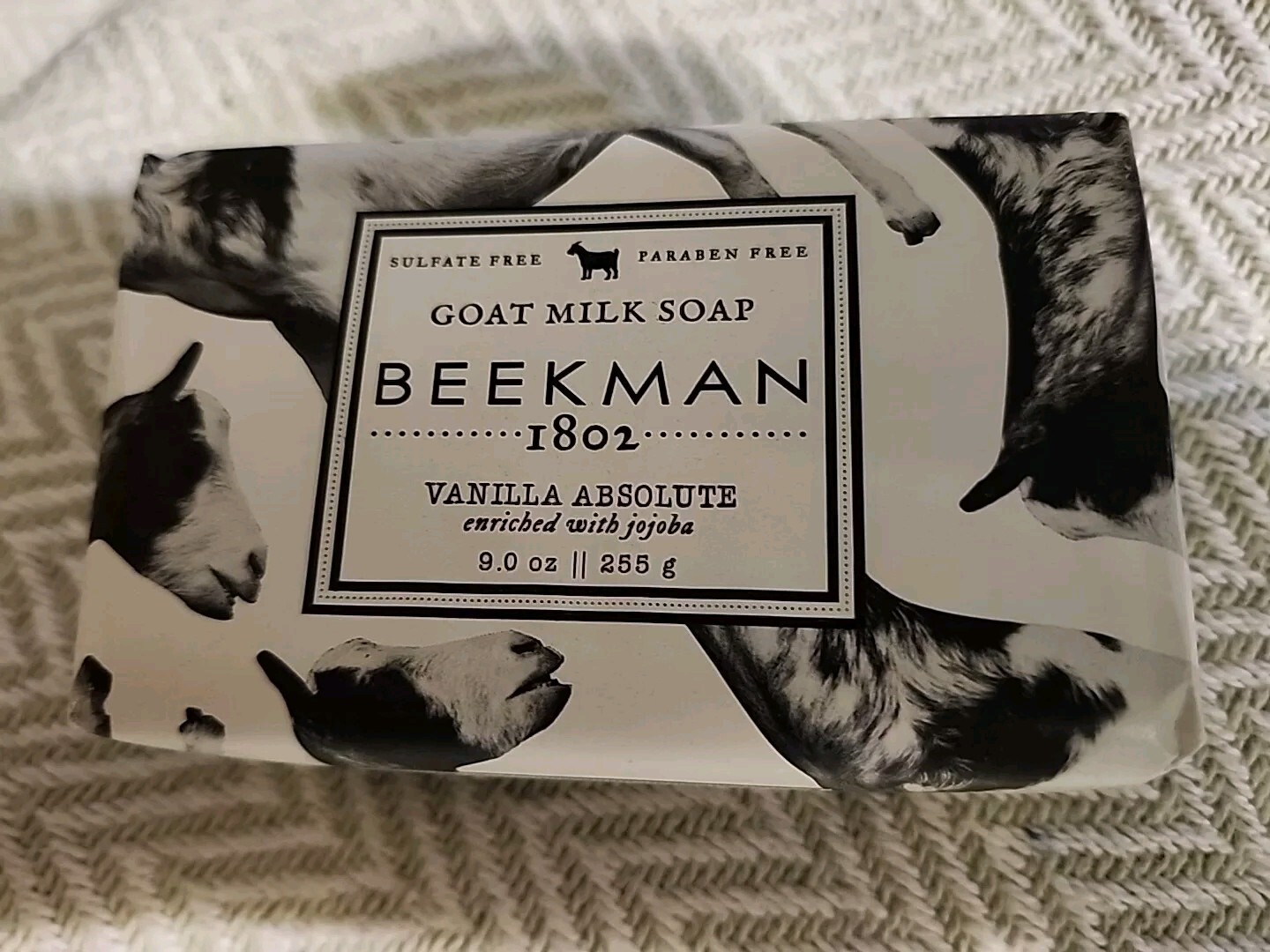 BEEKMAN 1802 GOAT MILK SOAP VANILLA ABSOLUTE BAR ENRICHED WITH JOJOBA 3.5 OZ