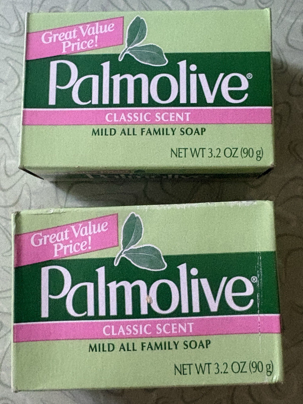 VTG Lot of 2 Palmolive Bath Bar Soap Classic Scent 3.20 oz Sealed NOS Prop Ad