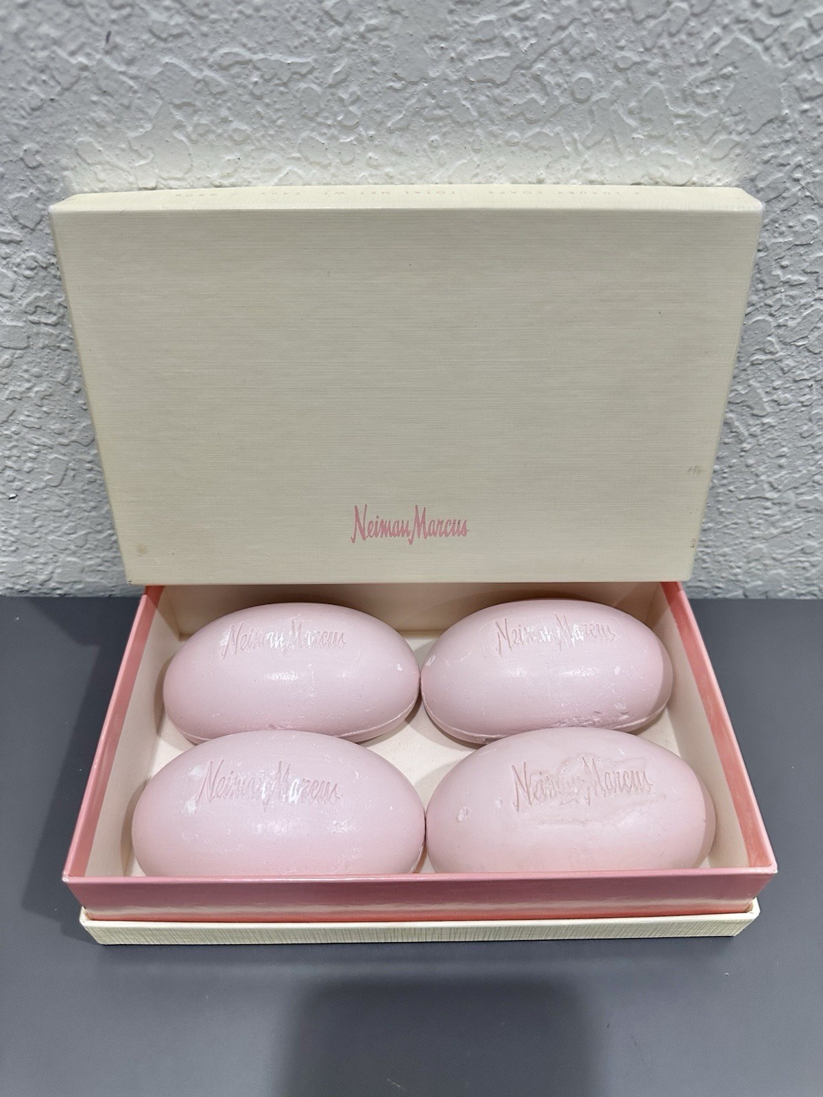 VTG Neiman Marcus Tuberose Bath Soap Box Set – 4 Count Total 24oz/680g Read