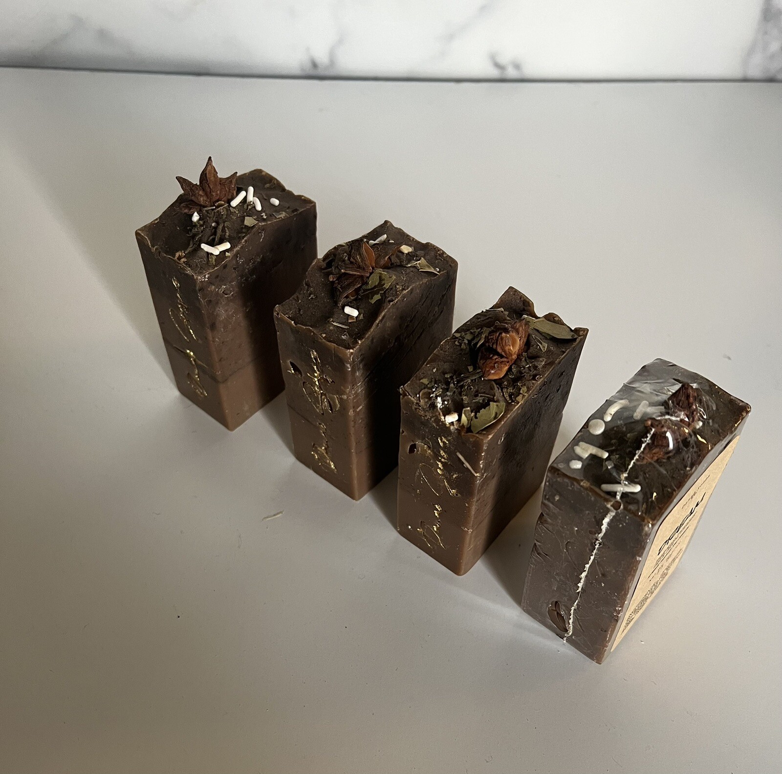 Dream soap Bar 5OZ Artisan Soap, HANDMADE Sandalwood,frank&myrhh,clove EXFOLIATE